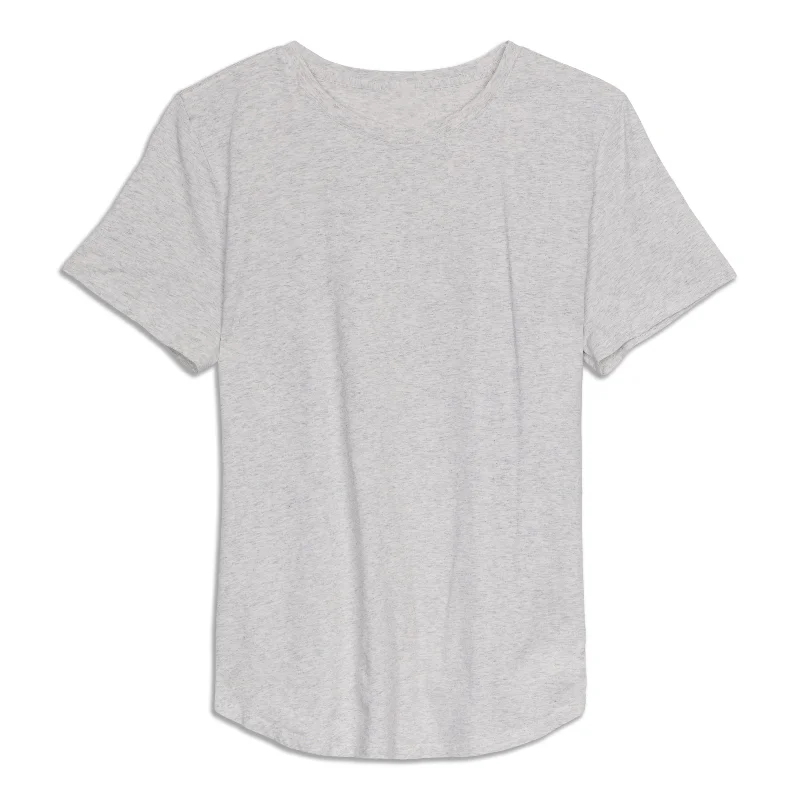 Love Curved-Hem Crewneck T-Shirt - Resale